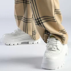 Sale BUFFALO Aspha Brogue Chaussures Basses Veganes Blanc