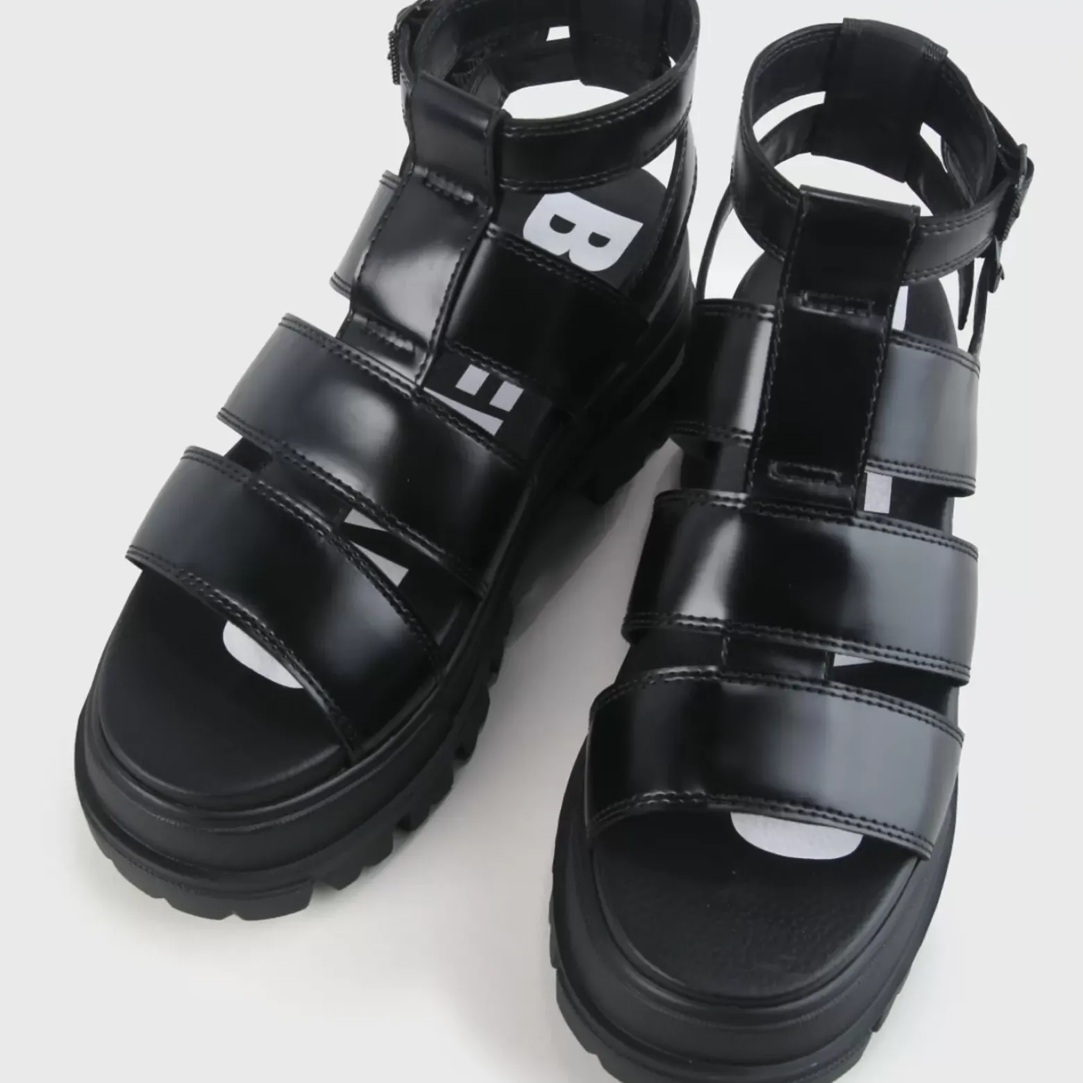 Outlet BUFFALO Aspha Gld Sandales A Plateforme Veganes Noir