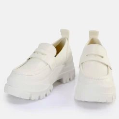 Shop BUFFALO Aspha Loafer Chaussures Basses Vegan Blanc