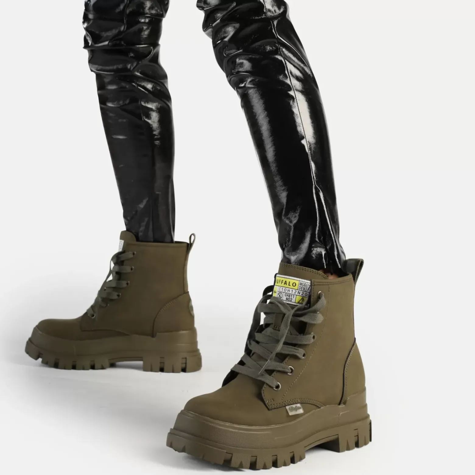 Outlet BUFFALO Aspha Rld Warm Boot Vegan Olive