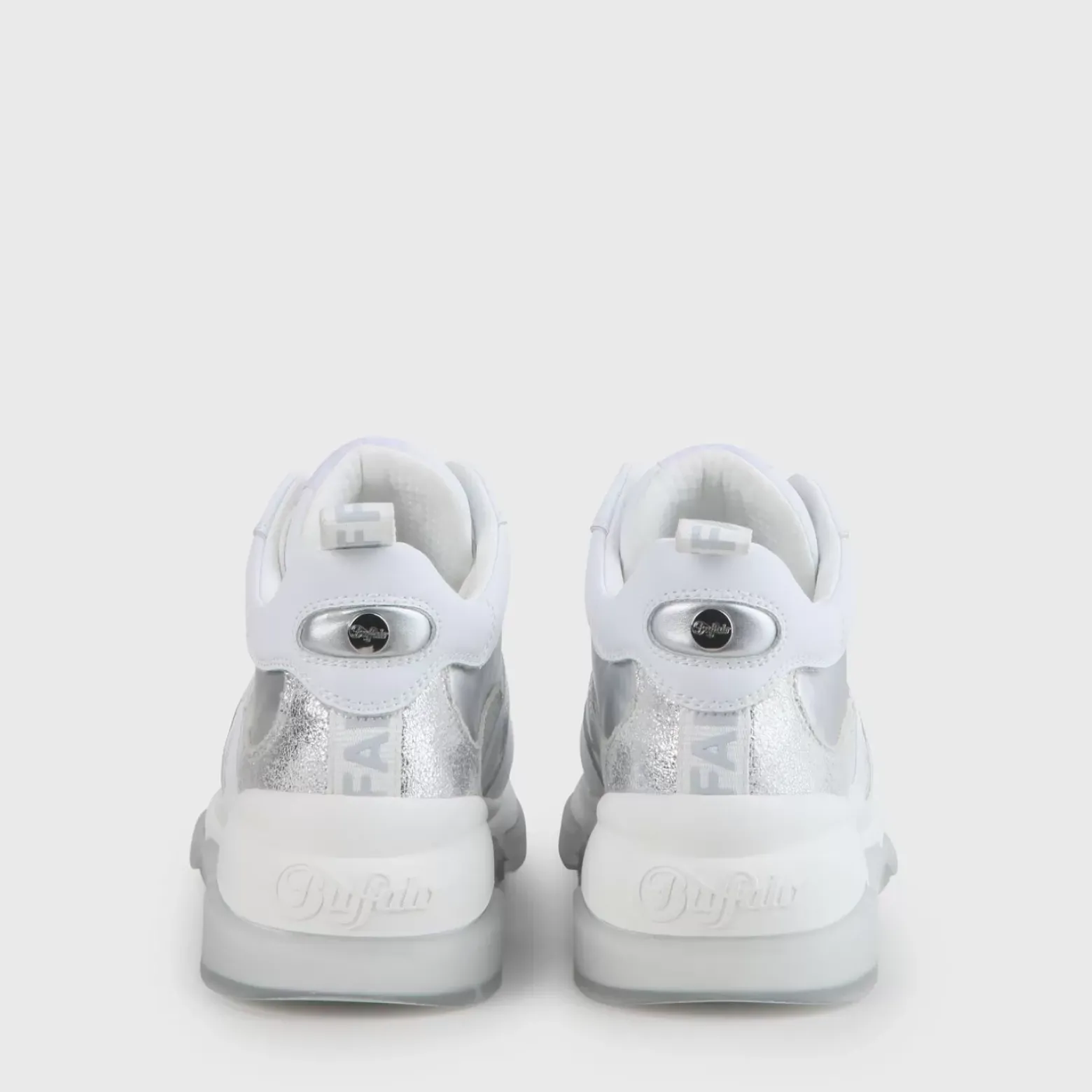 Sale BUFFALO Batter Soft Baskets Veganes Blanc/ Argent