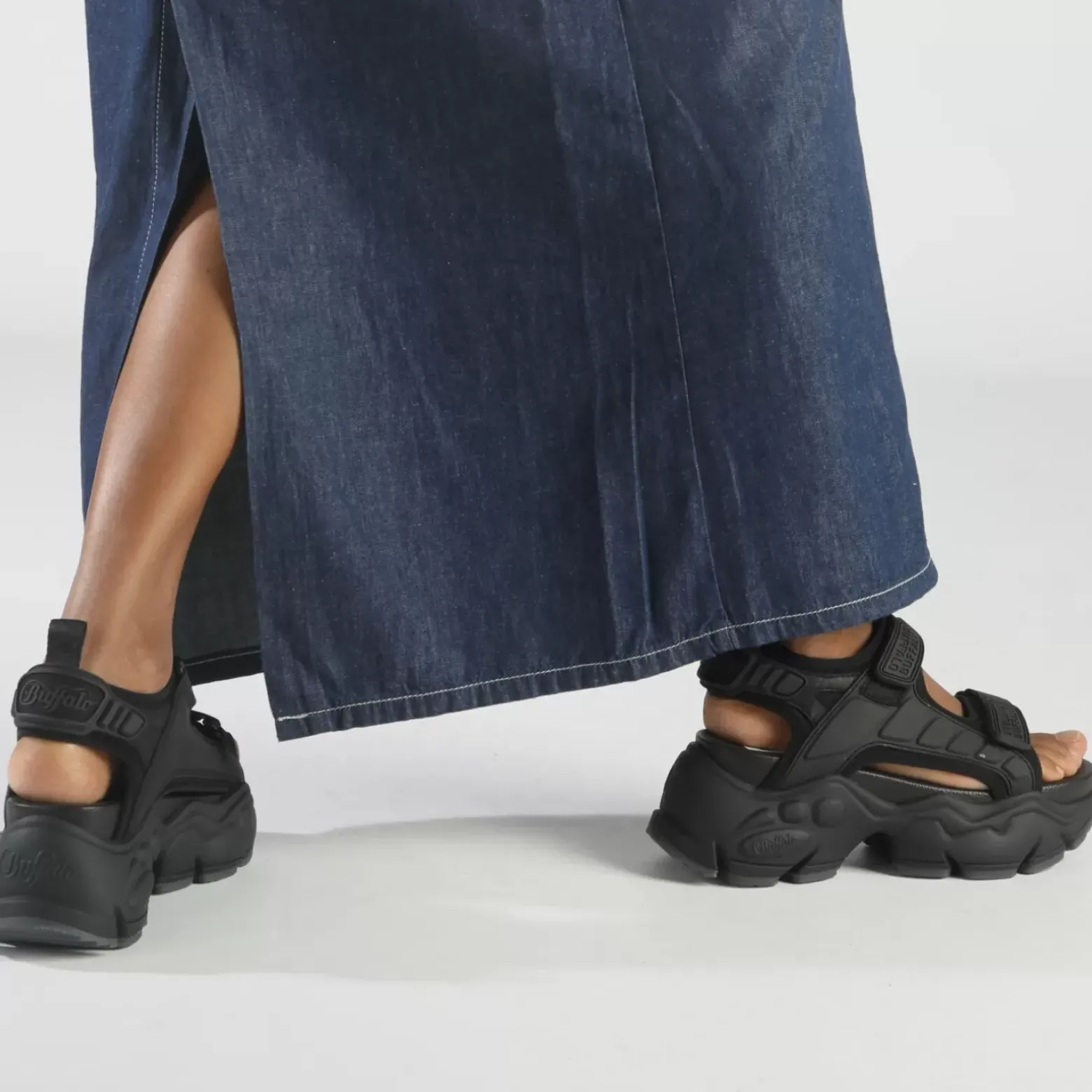 Hot BUFFALO Binary Track Sandales A Plateforme Veganes Noir