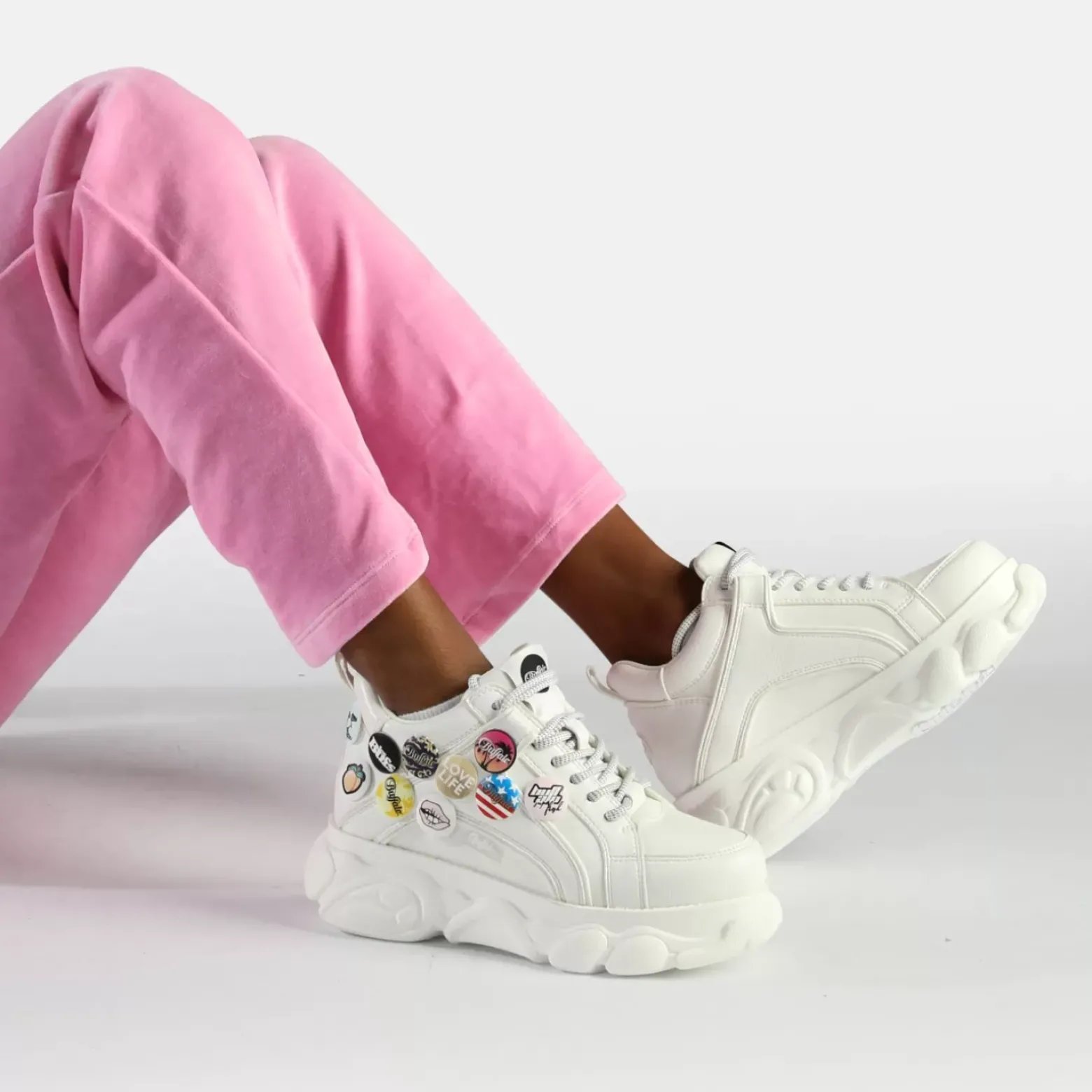 Sale BUFFALO Cld Corin Button Baskets Basses Veganes Blanc