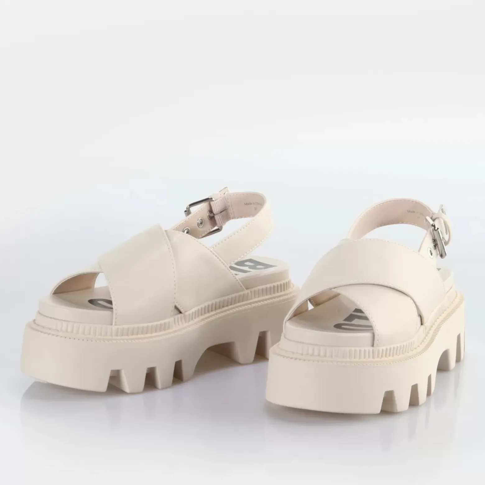 Cheap BUFFALO Flora Cross Sandales A Plateforme Veganes Creme