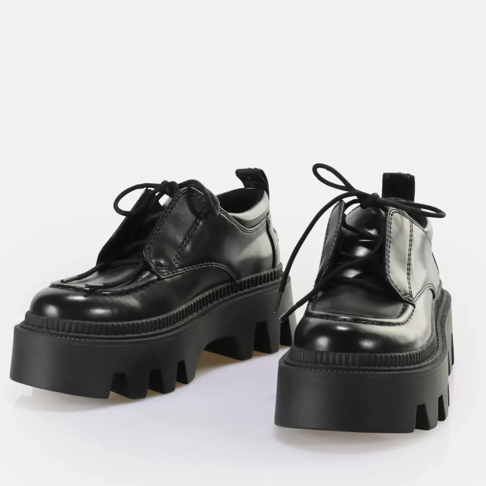 Hot BUFFALO Flora Laceup Lo Chaussures Basses Vegan Noir