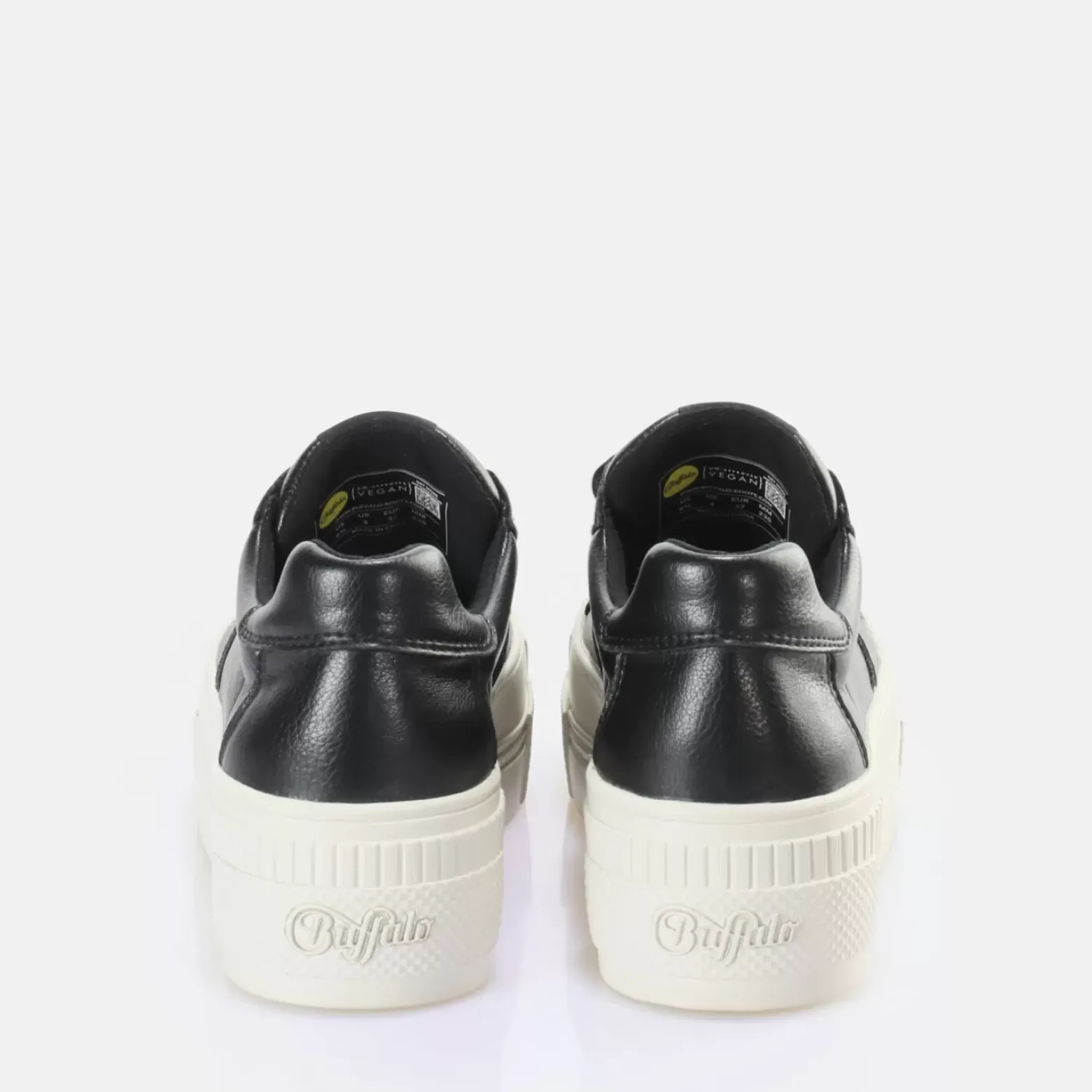 Shop BUFFALO Paired Laceup Lo Baskets Basses Vegan Noir/ Blanc Casse