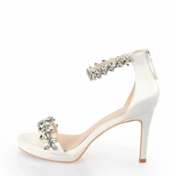 Shop BUFFALO Pia Sandales Ivoire