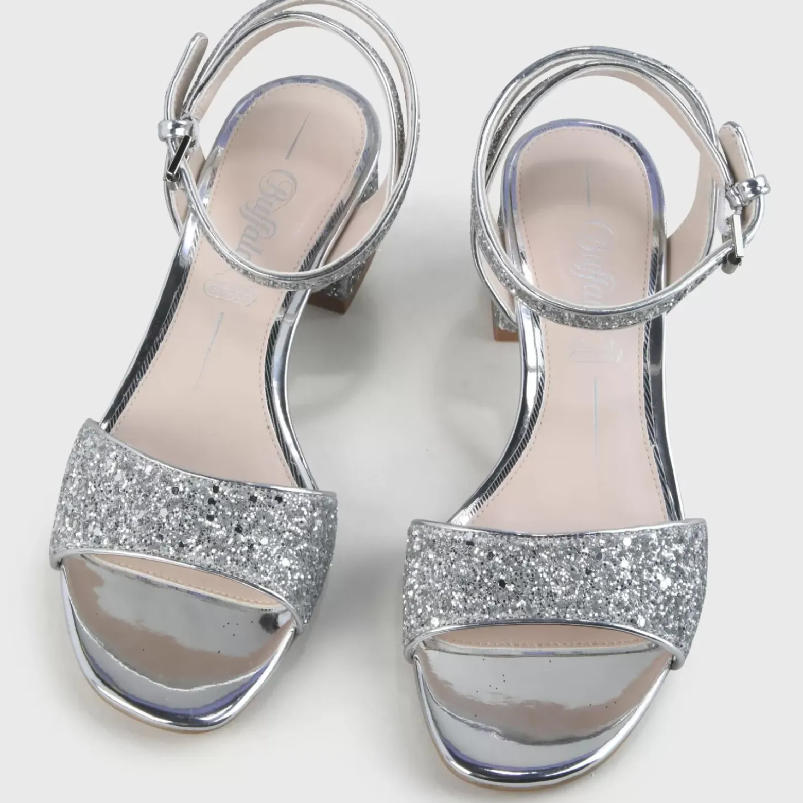 Best BUFFALO Rainelle Sandales Lanieres Veganes Argent