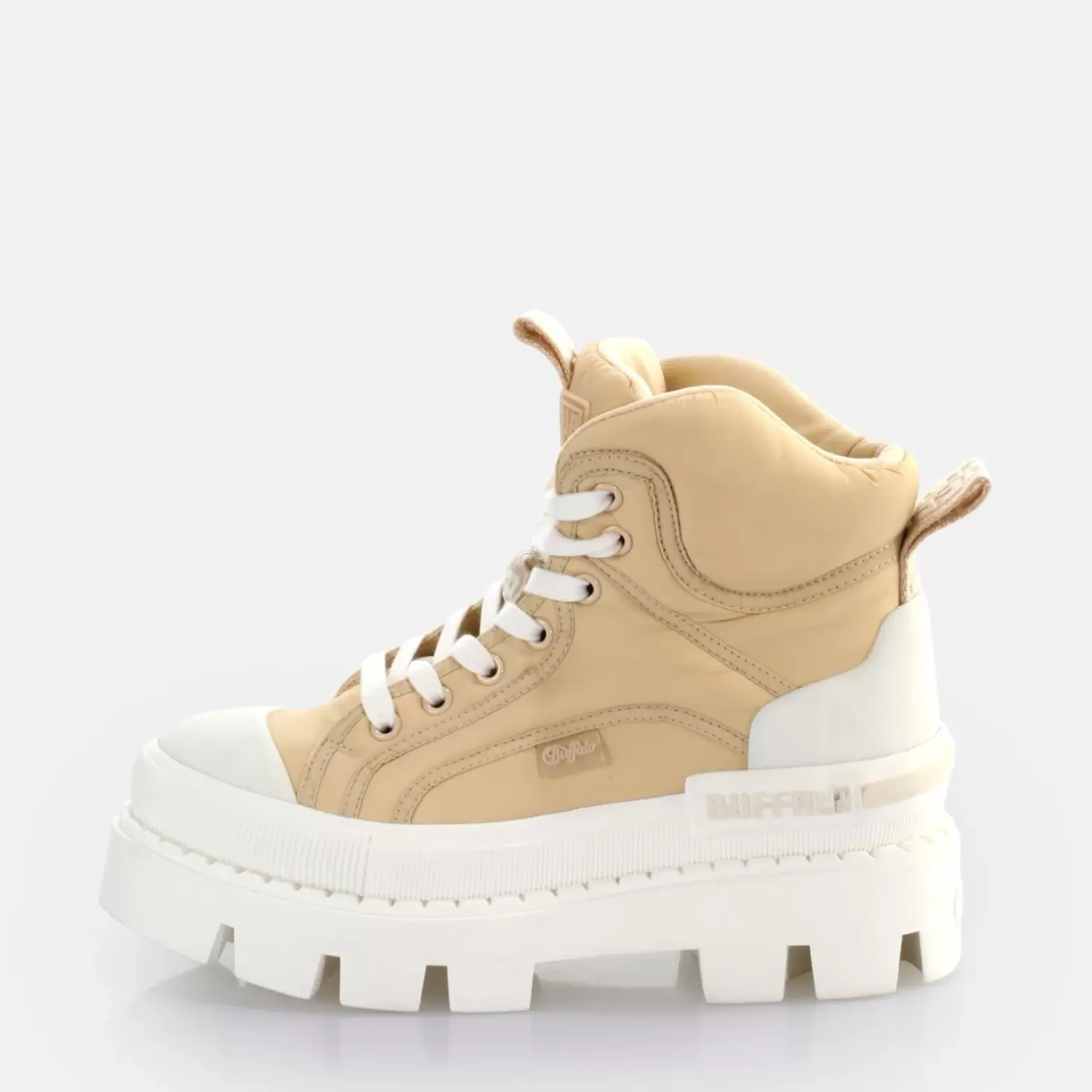 Shop BUFFALO Raven Laceup Mid Baskets Hautes Vegan Creme